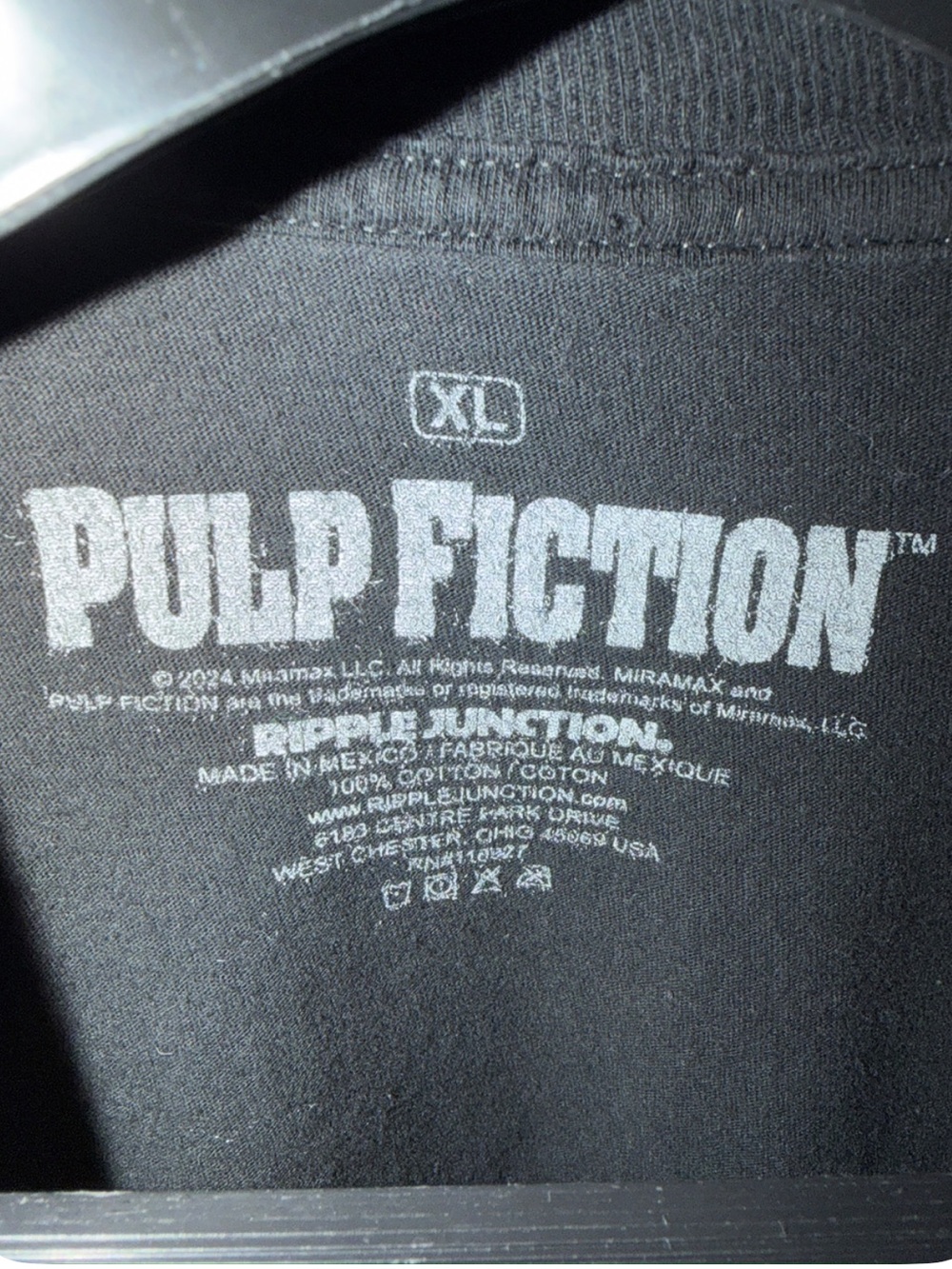 Pulp Fiction Black Graphic T-shirt Size XL - Picture 3 of 5